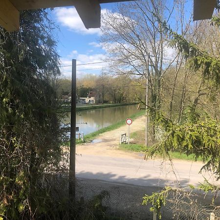 Western City Troyes Barberey-Saint-Sulpice Bagian luar foto