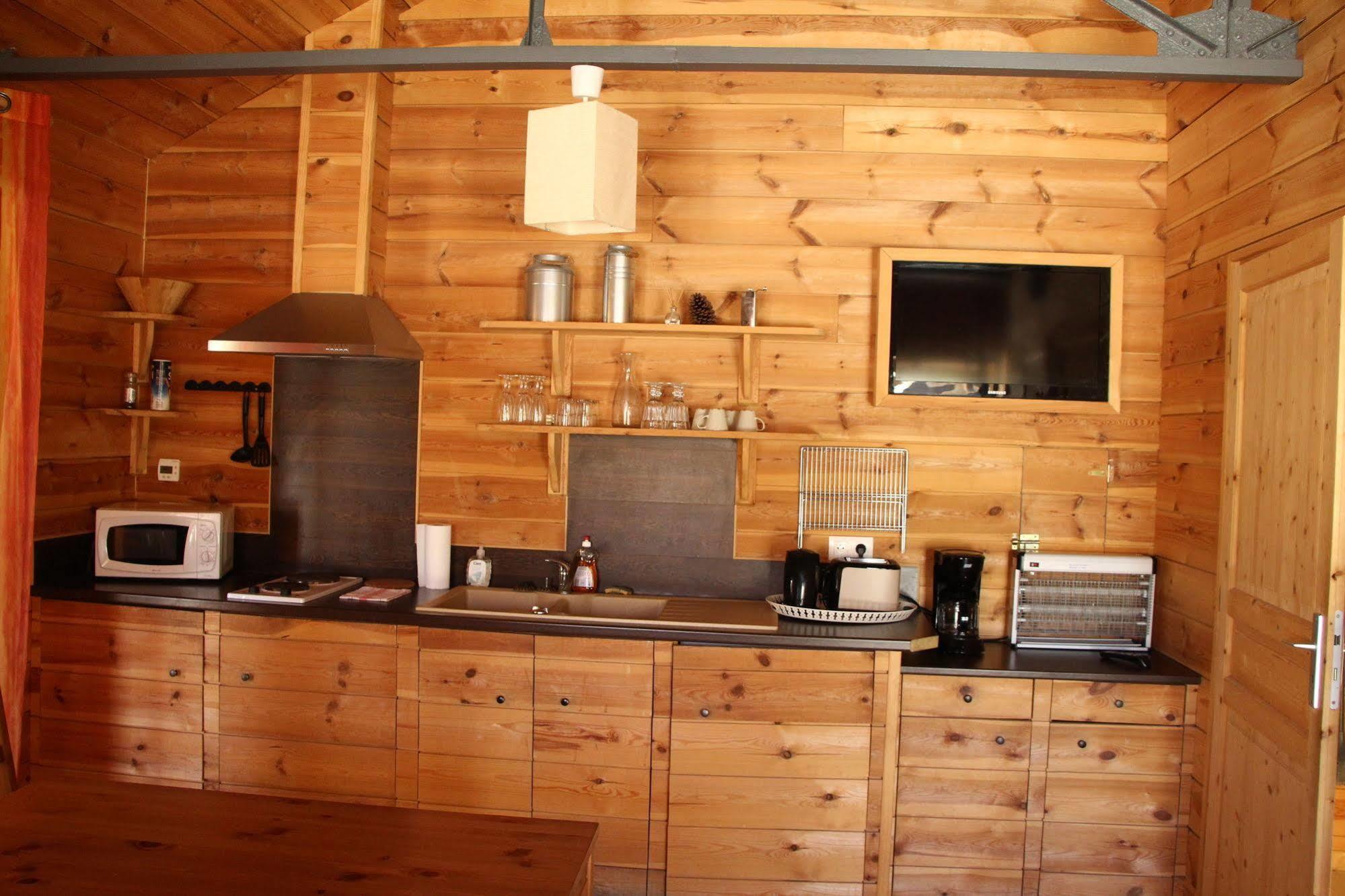 Western City Troyes Barberey-Saint-Sulpice Bagian luar foto